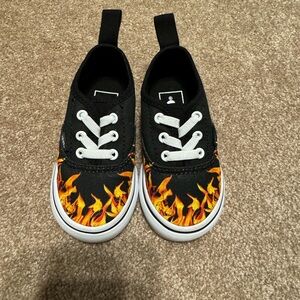 Toddler size 5 vans shoe